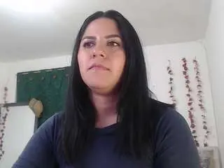 Camsoda Adult Video Chat of hilari18