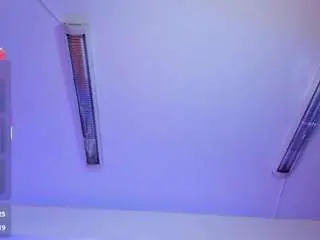 Camsoda Free Live Porn of saracorraless