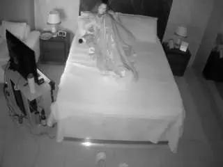 Camsoda Live Sex Cam of voyeurcam-casa-salsa-bedroom-3