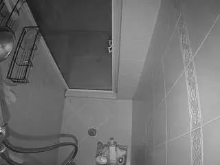 Camsoda Private Sex Chat of voyeurcam-baileybase-shower