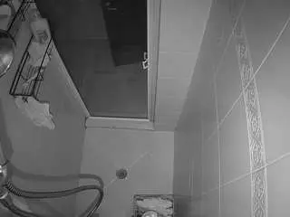 Camsoda Watch Live Sex Cams of voyeurcam-baileybase-shower