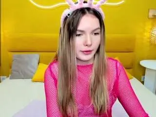 Camsoda Nude Webcam of evelineamore