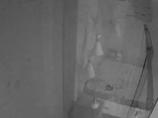 Camsoda Free Porn Cam of voyeurcam-casa-salsa-bathroom-12