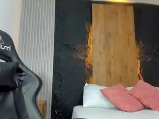 Camsoda Sex Cam of iris-torrez