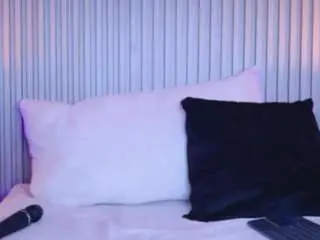 Camsoda Best Webcam of meegan-red