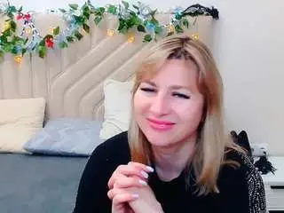 Camsoda Best Webcam of incredible-ariela