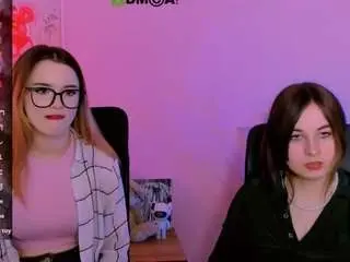 Camsoda Adult Video Chat of liana-kisses