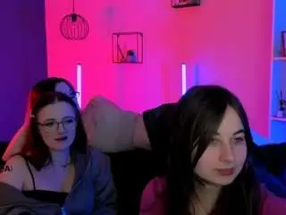 Camsoda Sex Chat of liana-kisses