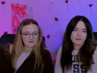 Camsoda Free Live Porn of liana-kisses