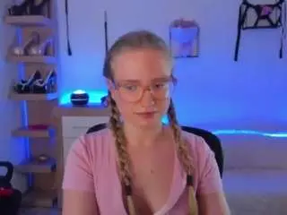 Camsoda Free Porn Cam of nancystar