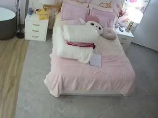 Camsoda Live Sex Cam of voyeurcam-casa-salsa-bedroom-6