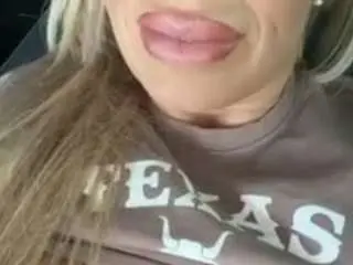 Camsoda Nude Webcam of tiffanyfoxxx88