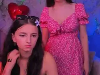 Camsoda Private Sex Chat of caroline-honeyy