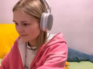 Camsoda Adult Webcam of kristynsweadner