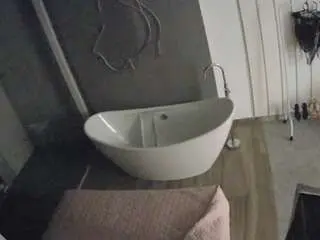 Camsoda Nude Webcam of voyeurcam-casa-salsa-bathroom-5