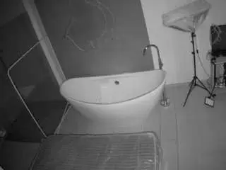 Camsoda Sex Cam of voyeurcam-casa-salsa-bathroom-5