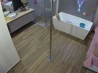 Camsoda Sex Cam of voyeurcam-casa-salsa-bathroom-3