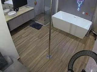 Camsoda Live Sex Cam of voyeurcam-casa-salsa-bathroom-3