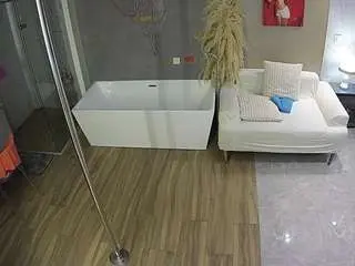 Camsoda Sex Chat of voyeurcam-casa-salsa-bathroom-3