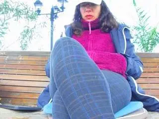 Camsoda Watch Live Sex Cams of mellysquirtybiglabia