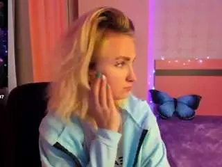 Camsoda Sex Cam of merymidnight