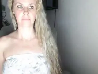 Camsoda Nude Webcam of loveonn