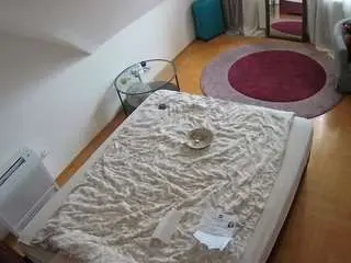 Camsoda Live Porn of voyeurcam-julmodels-whitebed-4