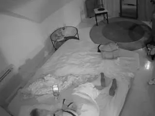 Camsoda Sex Chat of voyeurcam-julmodels-whitebed-4