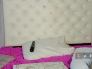 Camsoda Best Webcam of emilyy-77