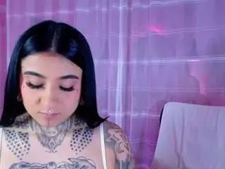 Camsoda Nude Webcam of adri-tatto