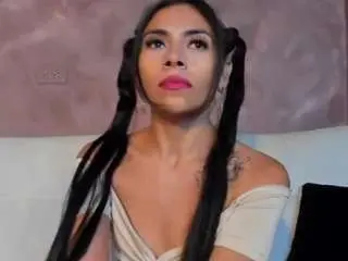 Camsoda Adult Video Chat of emma-hiill