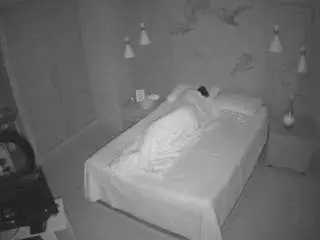 Camsoda Live Sex Cam of voyeurcam-casa-salsa-bedroom-12