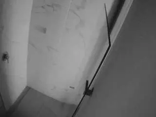 Camsoda Nude Webcam of voyeurcam-casa-salsa-bathroom-7