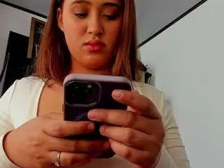 Camsoda Watch Live Sex Cams of holly-brooke