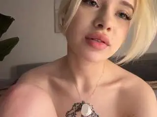 Camsoda Adult Webcam of clovercrammer