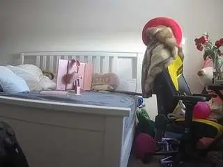 Camsoda Private Sex Chat of voyeurcam-sexy-little-ana-01