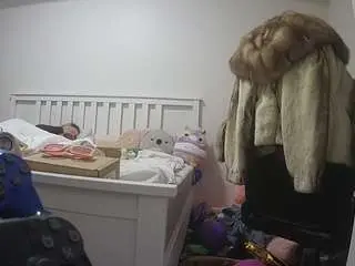 Camsoda Sex Cam of voyeurcam-sexy-little-ana-01