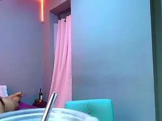 Camsoda Watch Live Sex Cams of sophiejuicy22