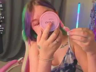Camsoda Sex Cam of sara-moor