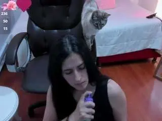 Camsoda Nude Webcam of isa-emm1