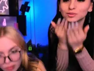 Camsoda Free Live Porn of sendi-cais