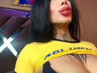 Camsoda Sex Cam of samantaa-gomez