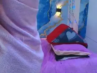 Camsoda Watch Live Sex Cams of lor-queen