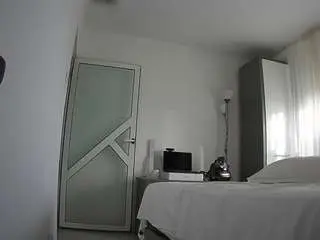 Camsoda Live Sex Cam of voyeurcam-charmhellen-kitchen