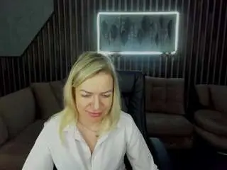Camsoda Sex Cam of annasnow99