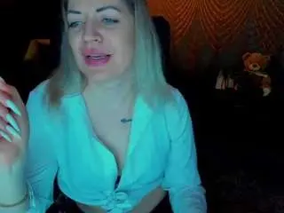 Camsoda Free Porn Cam of annasnow99