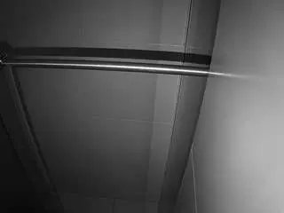 Camsoda Sex Chat of voyeurcam-casa-salsa-bathroom-9