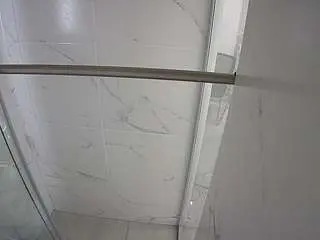 Camsoda Sex Chat of voyeurcam-casa-salsa-bathroom-9