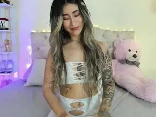 Camsoda Free Porn Cam of arijhonnsonn