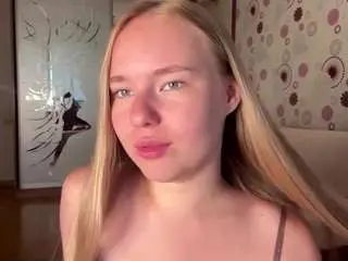 Camsoda Watch Live Sex Cams of mitsukocromeans